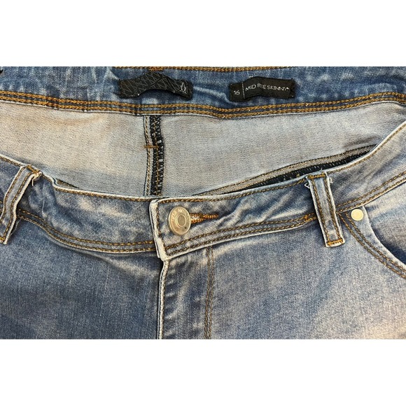 Lala Anthony Mid Rise Skinny Distressed Jeans, Size 16 - Picture 6 of 9